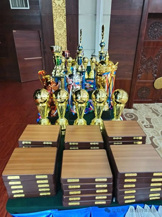 第三届大师杯万象落幕:24队参赛,美国70岁老将获长青杯 第三届大师杯万象落幕:24队参赛,美国70岁老将获长青杯