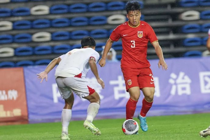 U16四国赛夺冠:09国少5-2逆转澳大利亚,替补双星79分钟后锁定胜局 U16四国赛夺冠:09国少5-2逆转澳大利亚,替补双星79分钟后锁定胜局