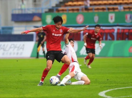 中乙-广州蒲公英1比2昆明城星：门将低级失误葬送好局，两连败敲响警钟