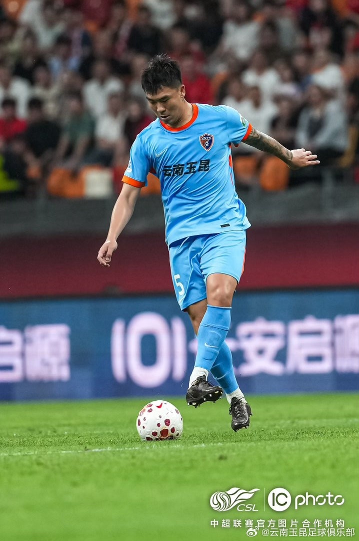 重庆铜梁龙0-1云南玉昆：韩子龙头槌定音，西南德比玉昆客场占先机