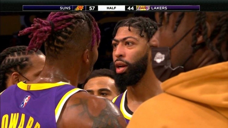 阿德巴约训练场挥拳希罗，盘点NBA史上十大队友反目事件