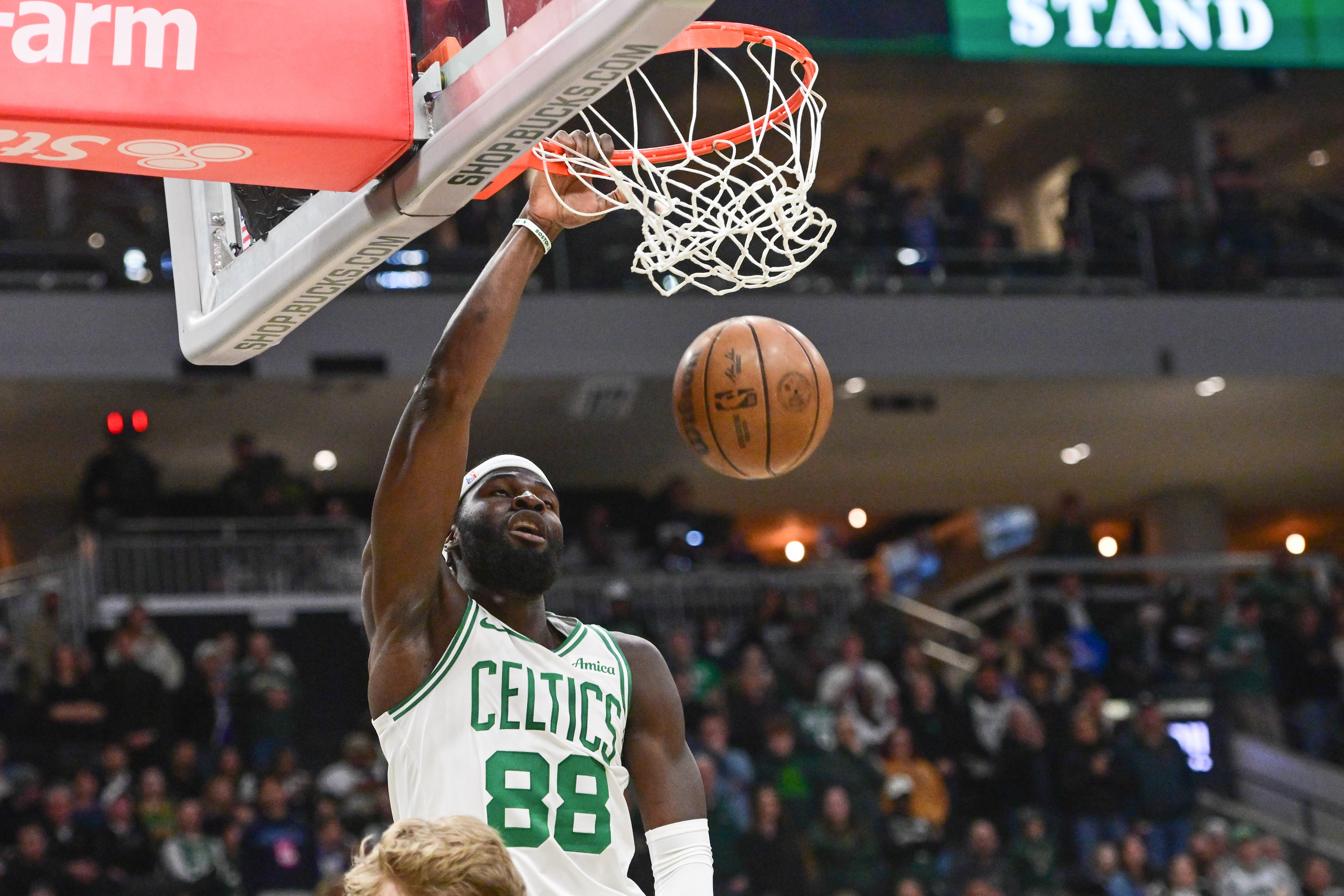 奎塔谈布朗交易:难以替代,但这就是NBA 奎塔谈布朗交易:难以替代,但这就是NBA