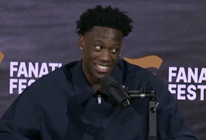 迪班萨直言詹姆斯不会加盟奇才:要招募就去找戴维斯 迪班萨直言詹姆斯不会加盟奇才:要招募就去找戴维斯