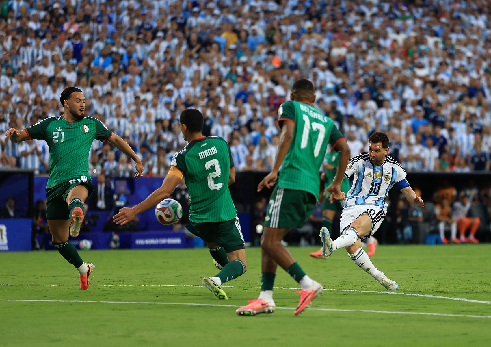 FIFA官方公布世界杯最佳进球12候选：费兰决赛绝杀领衔，梅西姆巴佩在列