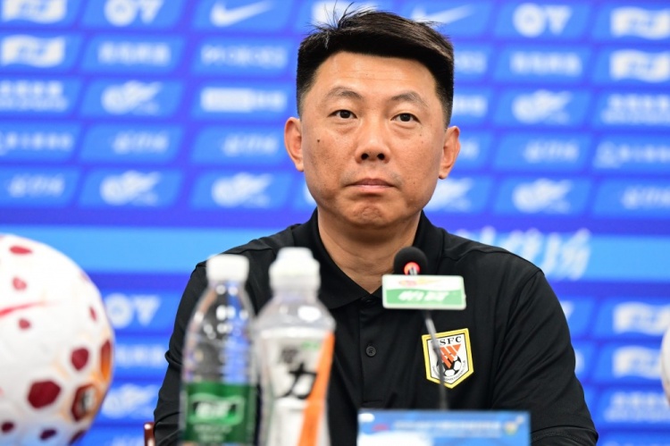 唐田：球队少一人没有散、没有放弃、没抱怨 泽卡伤情不太乐观