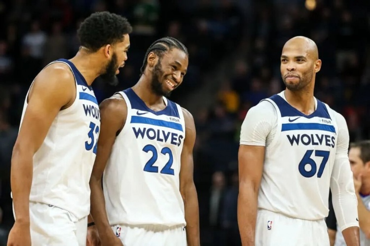 一个角色球员，靠什么在NBA征战17年