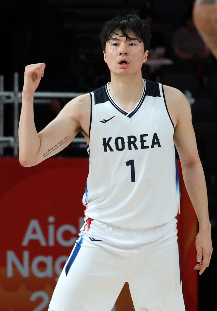 韩媒:若夺冠李贤重等7人不用服兵役 冲击NBA的崔俊勇已退伍 韩媒:若夺冠李贤重等7人不用服兵役 冲击NBA的崔俊勇已退伍