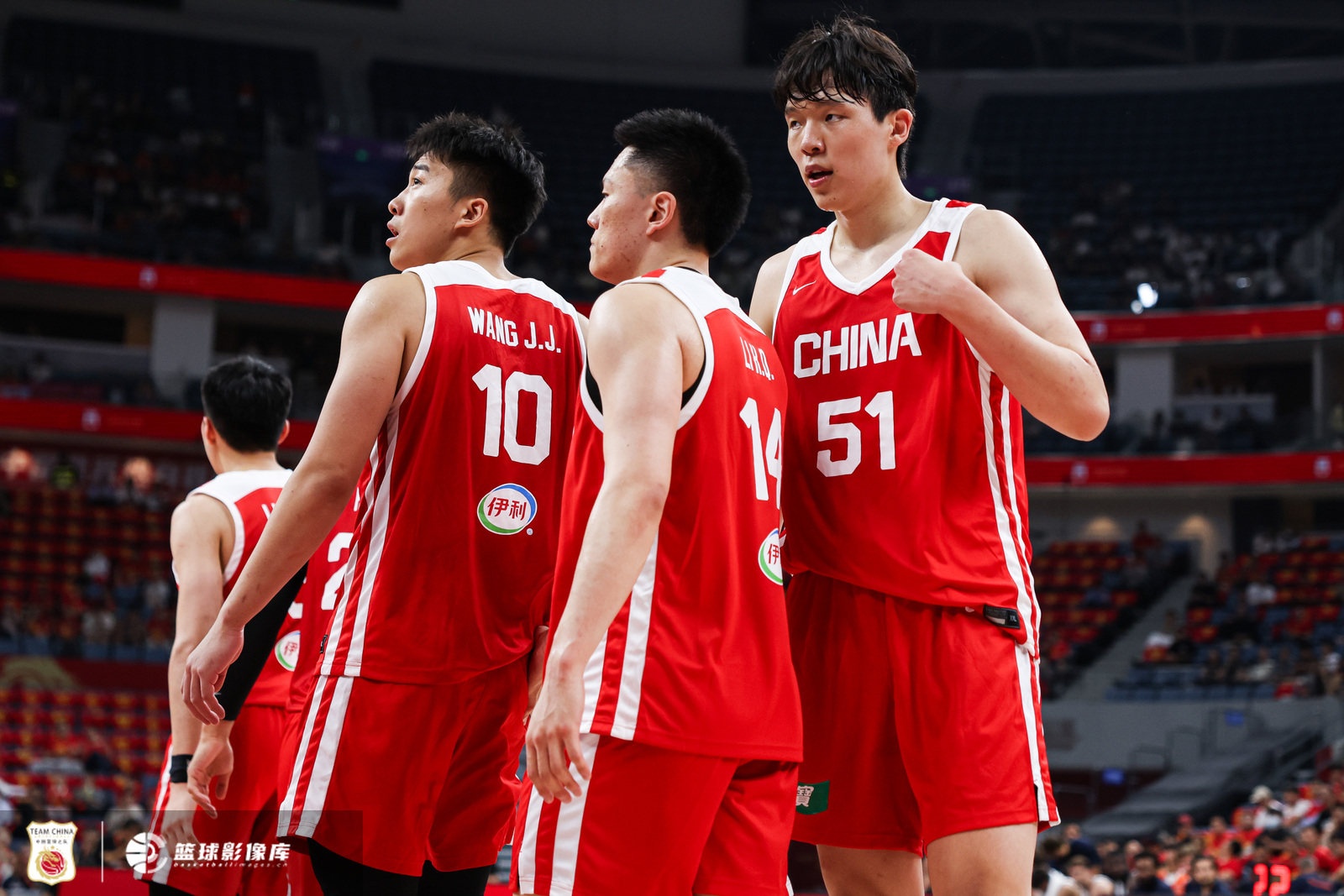 体系未成形杨瀚森需暂当内线蓝领
